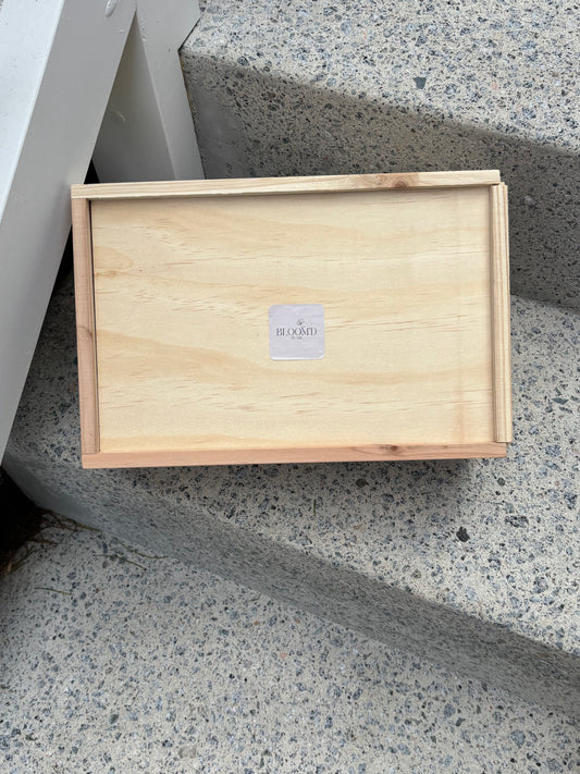 VALENTINE’S BLOOM BOX | BLUE