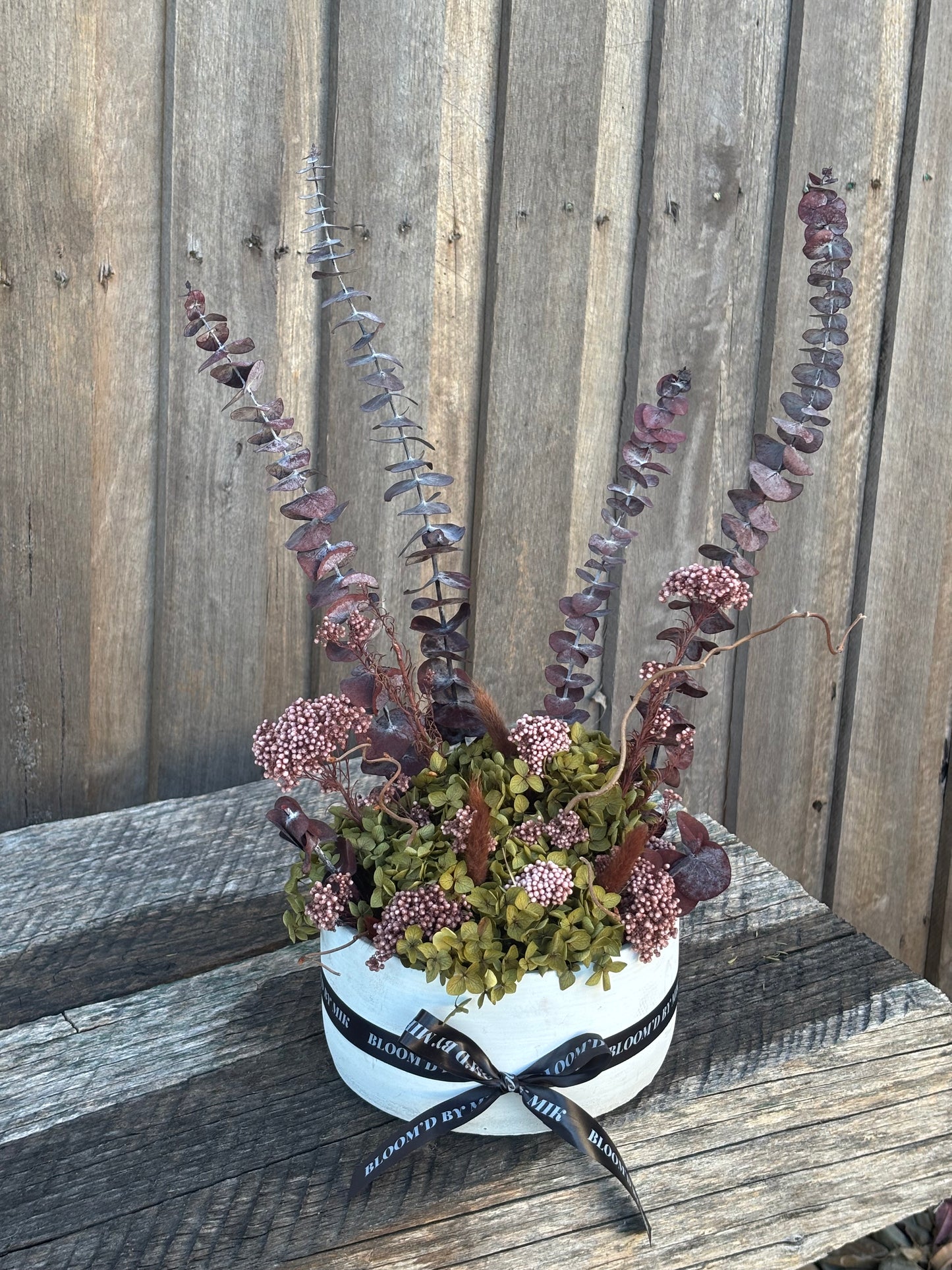 CUSTOM MEDIUM ARRANGEMENT