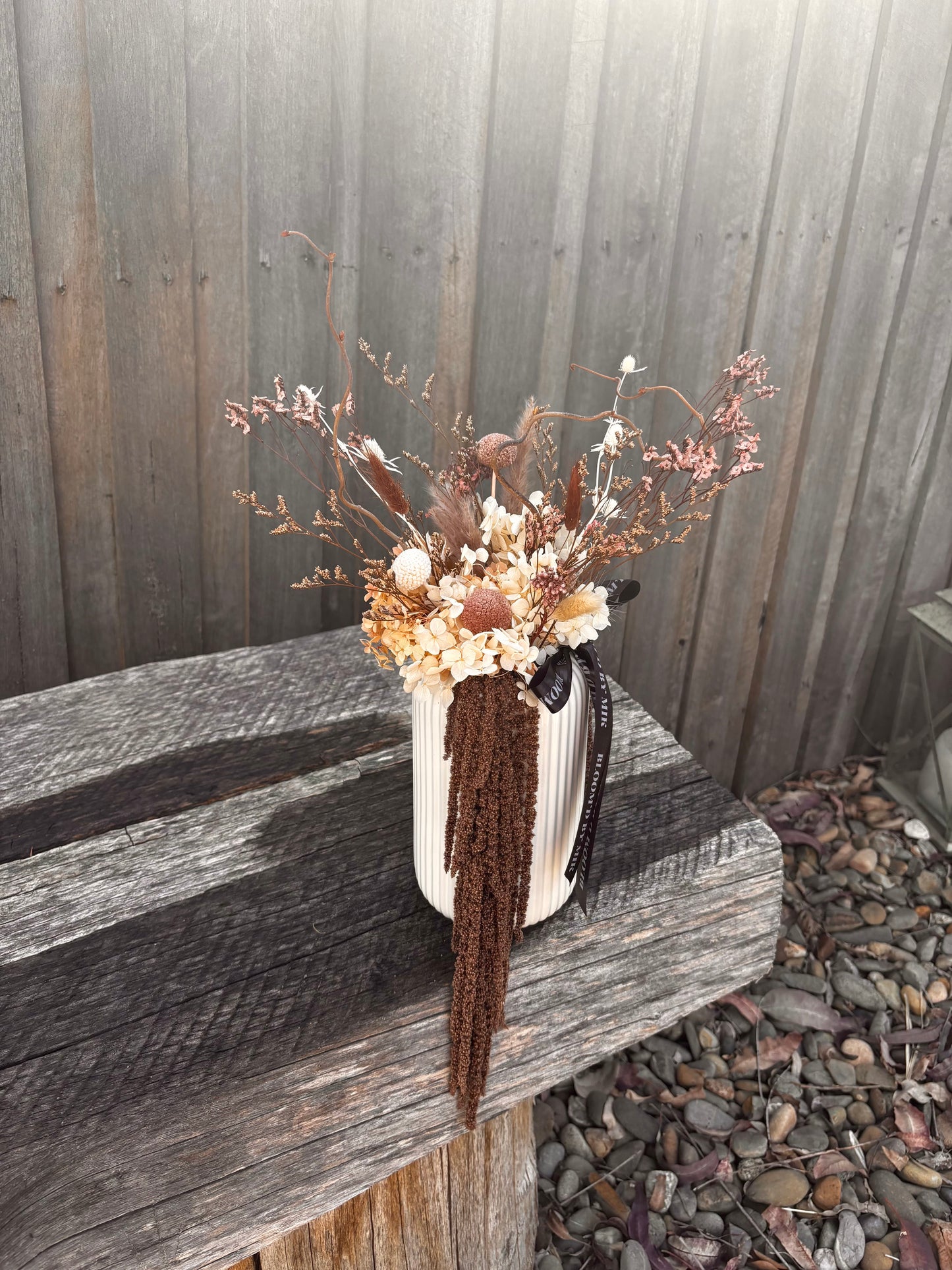 CUSTOM MEDIUM ARRANGEMENT