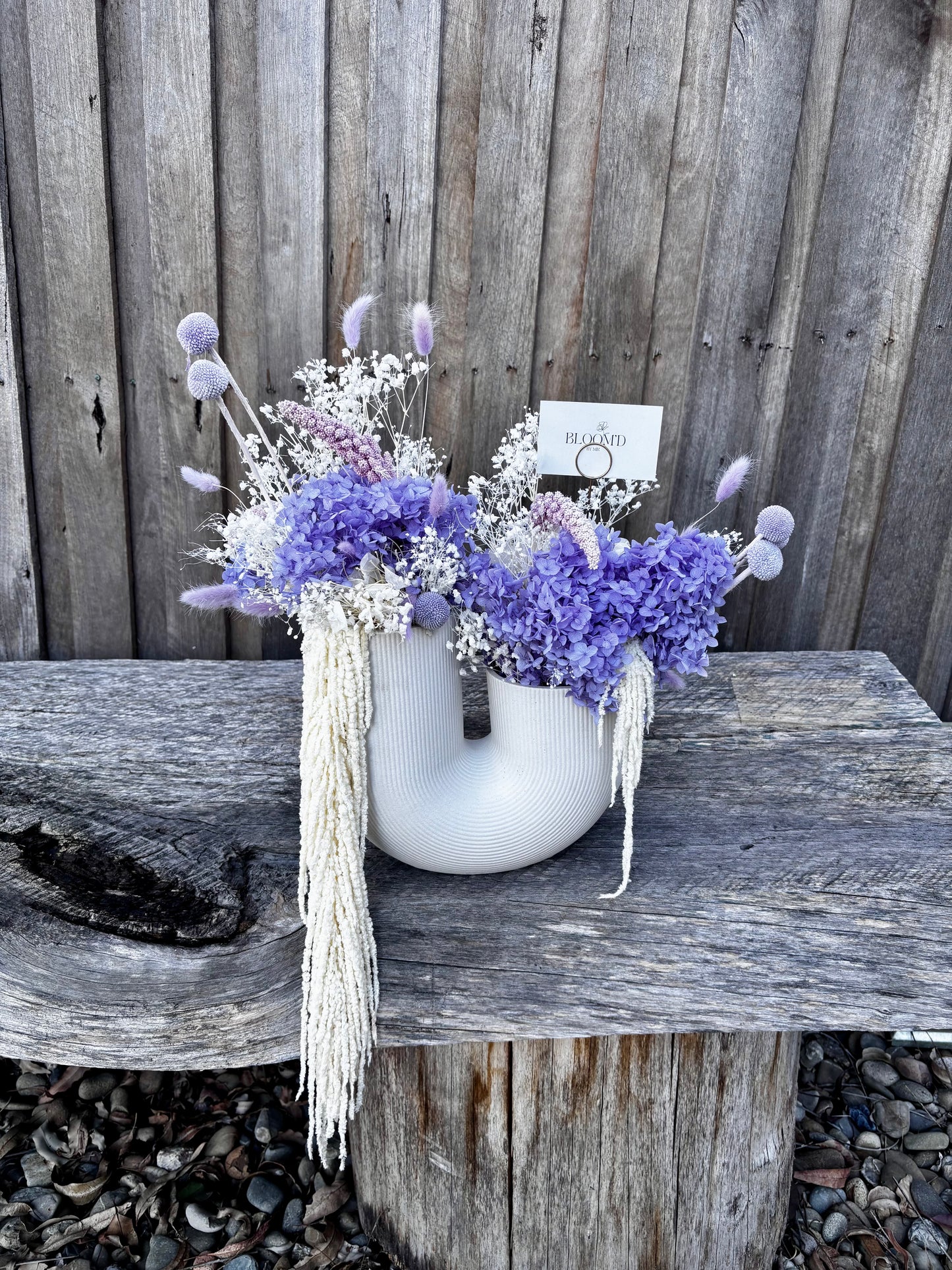 CUSTOM MEDIUM ARRANGEMENT